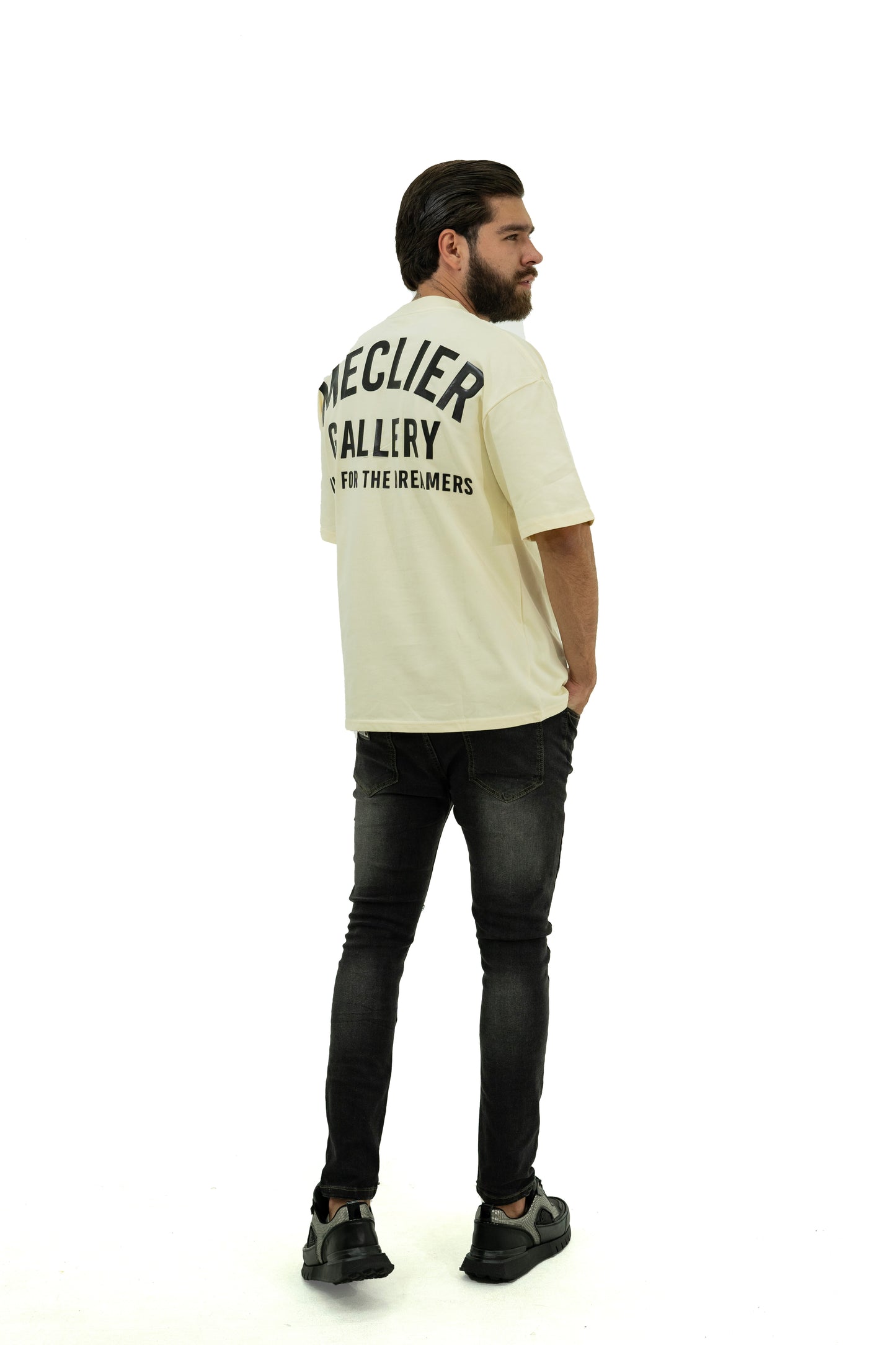 CAMISETA BLANCA BUILT FOR THE DREAMERS