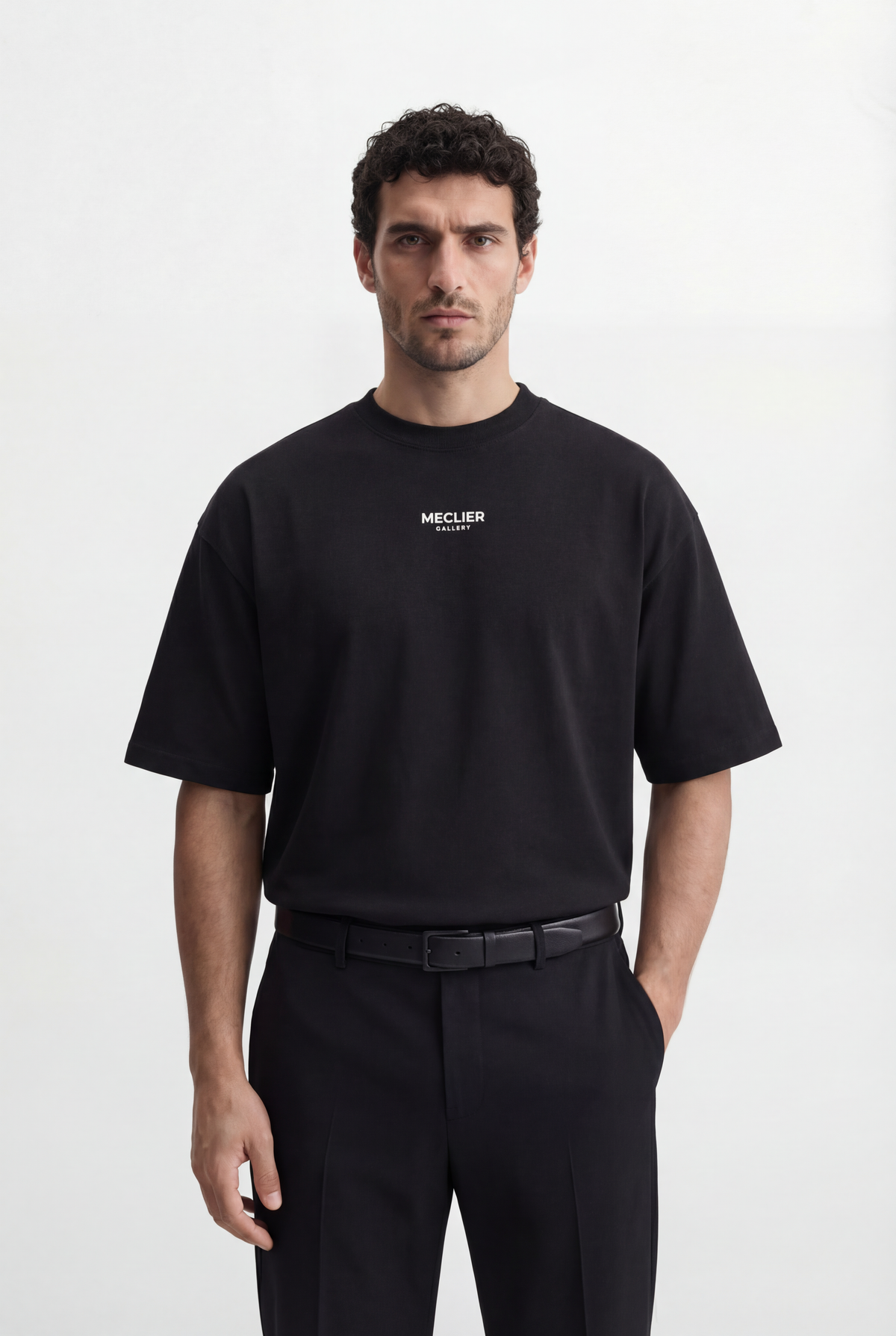 CAMISETA MECLIER OVERSIZE BADGE BLACK/WHITE